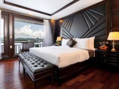 下龍灣里賈納傳奇遊輪公主套房45㎡