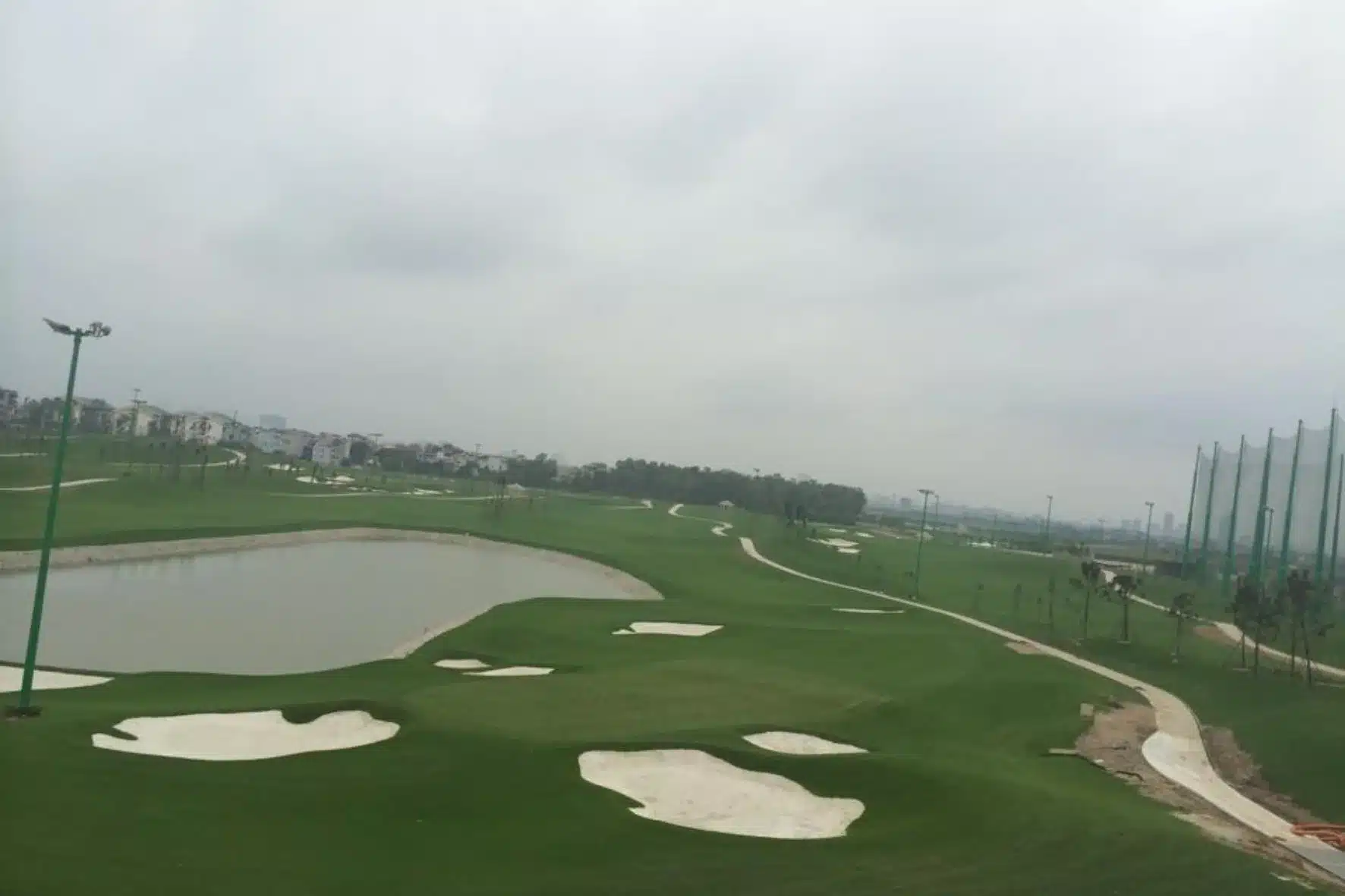 Hanoi Long Bien Golf Course河內龍邊高爾夫球場