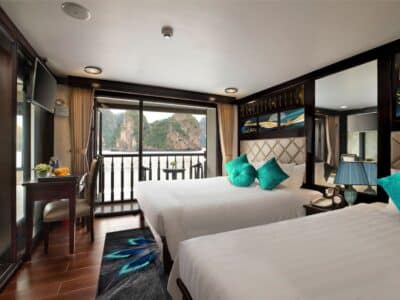 下龍灣阿利薩郵輪-高級陽台三人套房23 m²