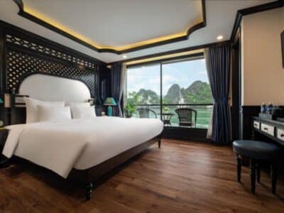 下龍灣多麗絲遊輪小型陽台套房28 m²