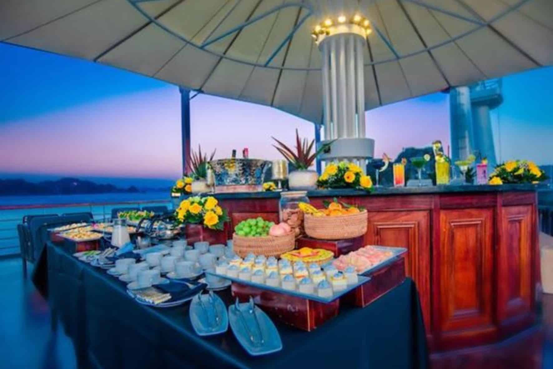 Ha Long Bay Paradise Grand Cruise下龍灣天堂豪華郵輪★★★★★:圖片 10