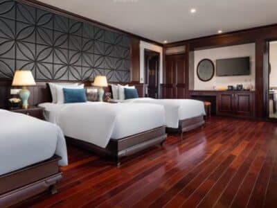 下龍灣艾琳娜遊輪三人高級房45 m²