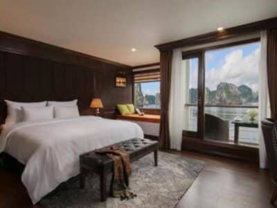 下龍灣蒙切裡遊輪海洋連通套房80 ㎡