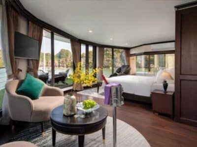 下龍灣蒙切裡遊輪蒙切裡套房露台60 m²