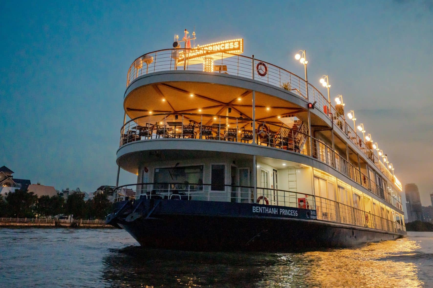 胡志明-濱城公主五星級郵輪