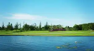 Twin Doves Golf Club 雙鴿高爾夫球場