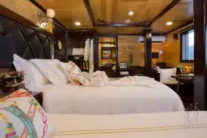 下龍灣赫拉豪華遊輪海景家庭套房70m²