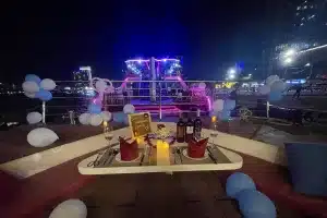 峴港韓江 Dragon Cruise 夜遊｜欣賞龍橋噴火噴水與璀璨夜景